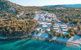 Buqez&vita Oi Concept Village Drage
